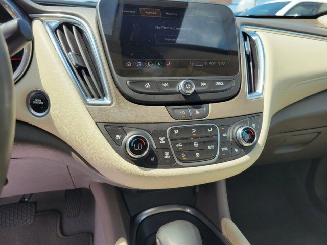 Used 2024 Chevrolet Malibu LT image 17