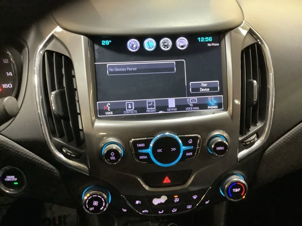 Used 2017 Chevrolet Cruze LT w/ Sun And Sound Package image 33