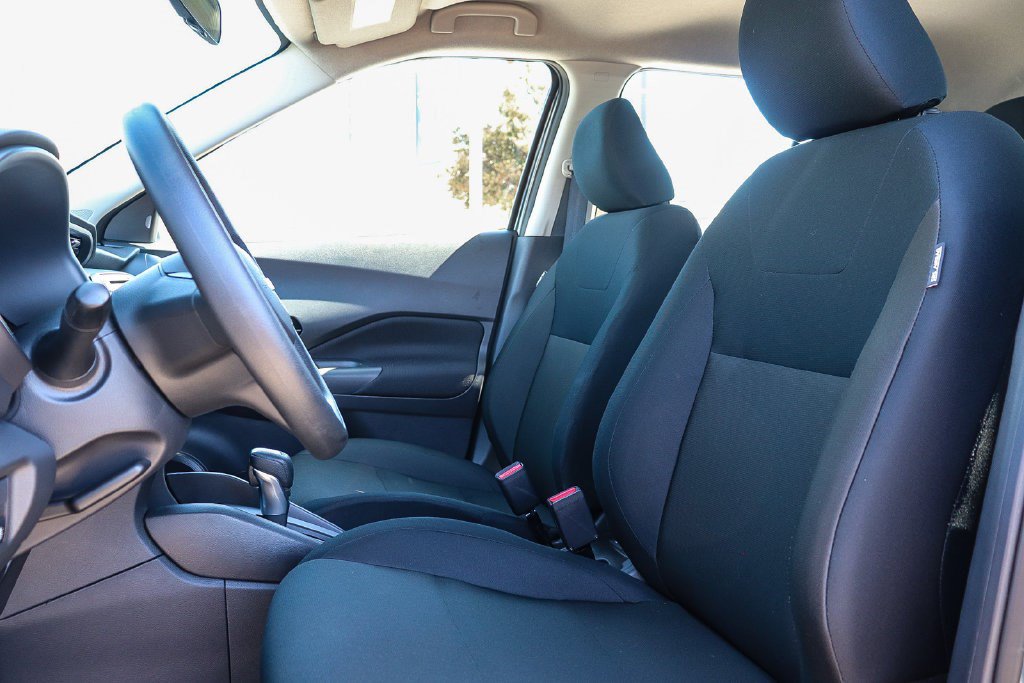 Certified 2025 Nissan Kicks Play S FWD image 17