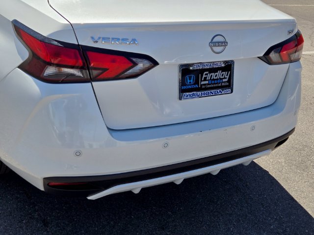 Used 2024 Nissan Versa SV FWD image 5