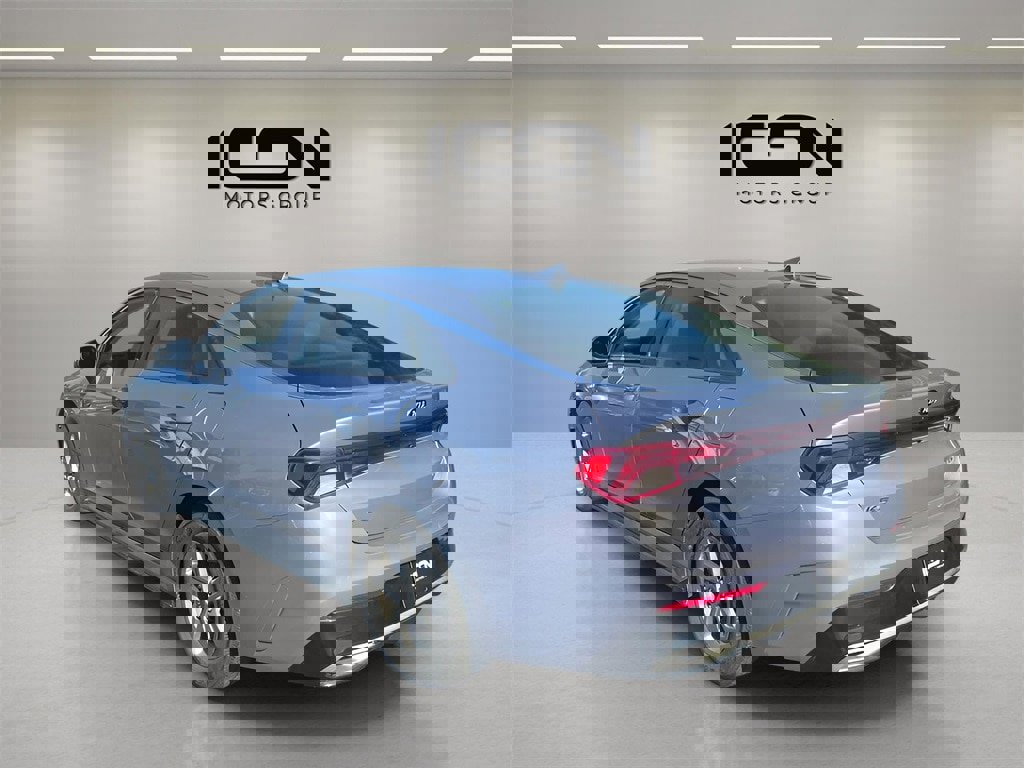 Used 2021 Kia K5 LXS image 5