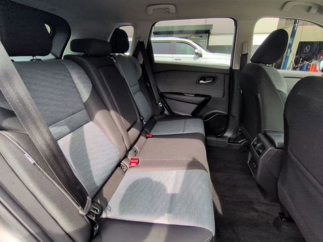 Used 2023 Nissan Rogue SV image 25