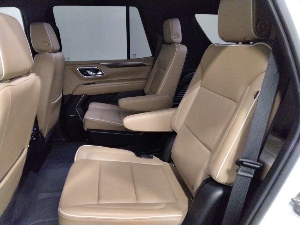 Used 2021 Chevrolet Tahoe Premier w/ Premium Package image 42