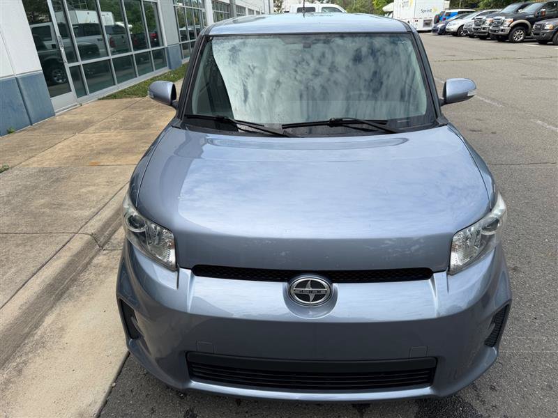 Used 2011 Scion xB FWD image 24