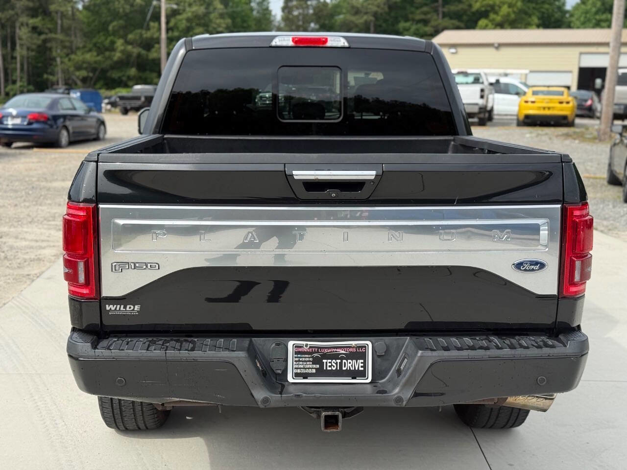 Used 2015 Ford F150 Platinum w/ Equipment Group 701A Luxury AWD/4WD image 10