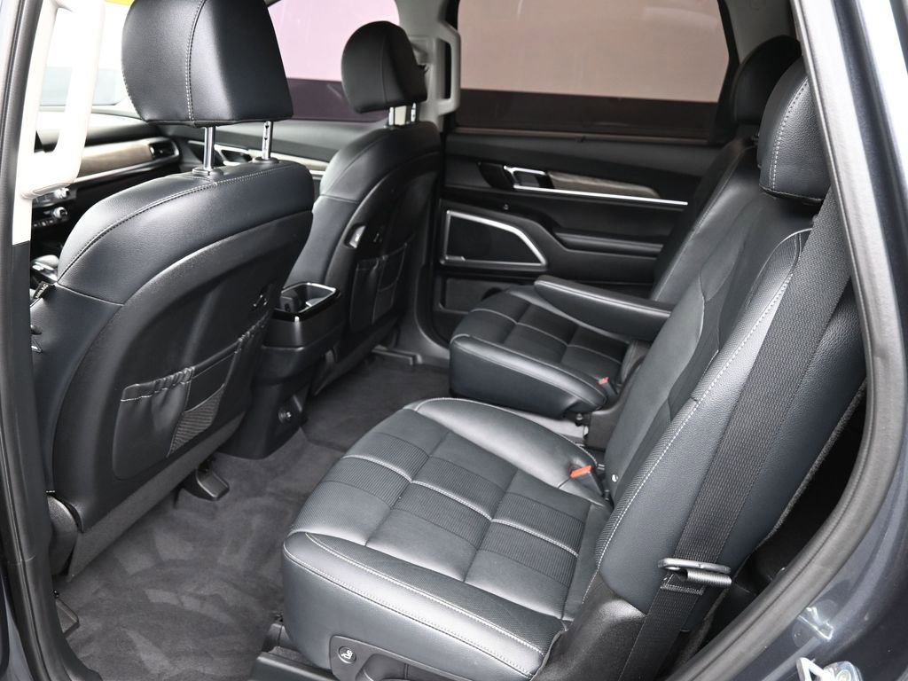 Used 2022 Kia Telluride EX w/ EX Premium Package image 12