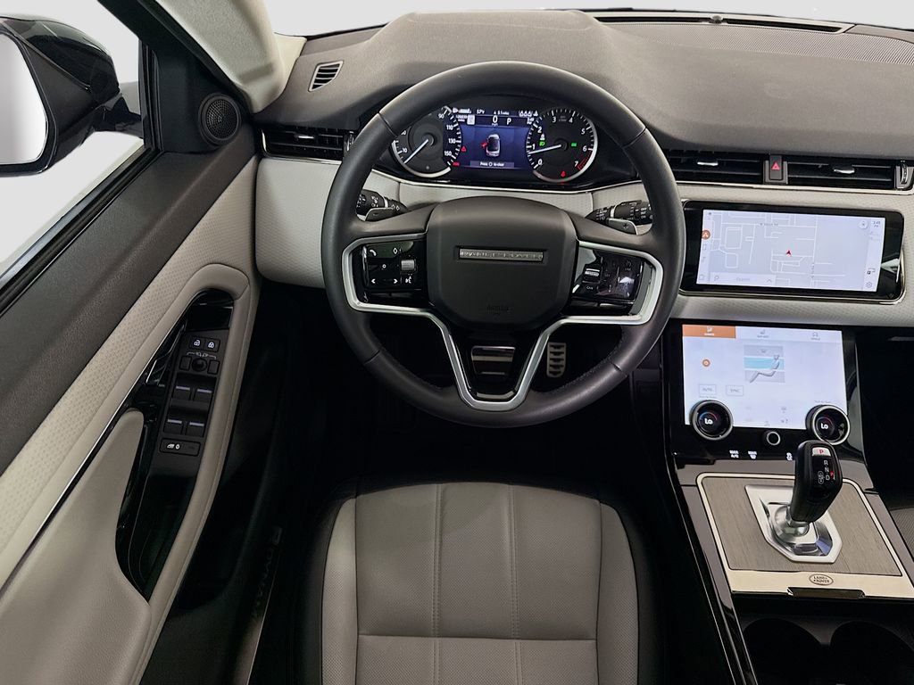 Used 2023 Land Rover Range Rover Evoque R-Dynamic S image 10