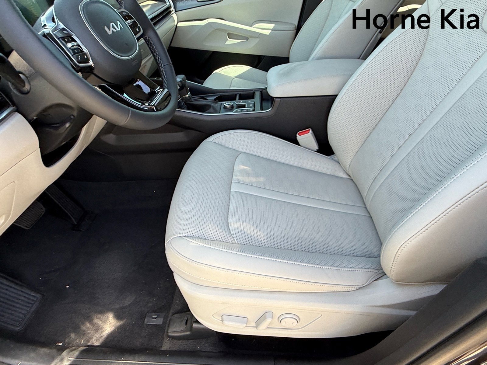 New 2025 Kia Sorento S w/ Panoramic Sunroof Package image 10