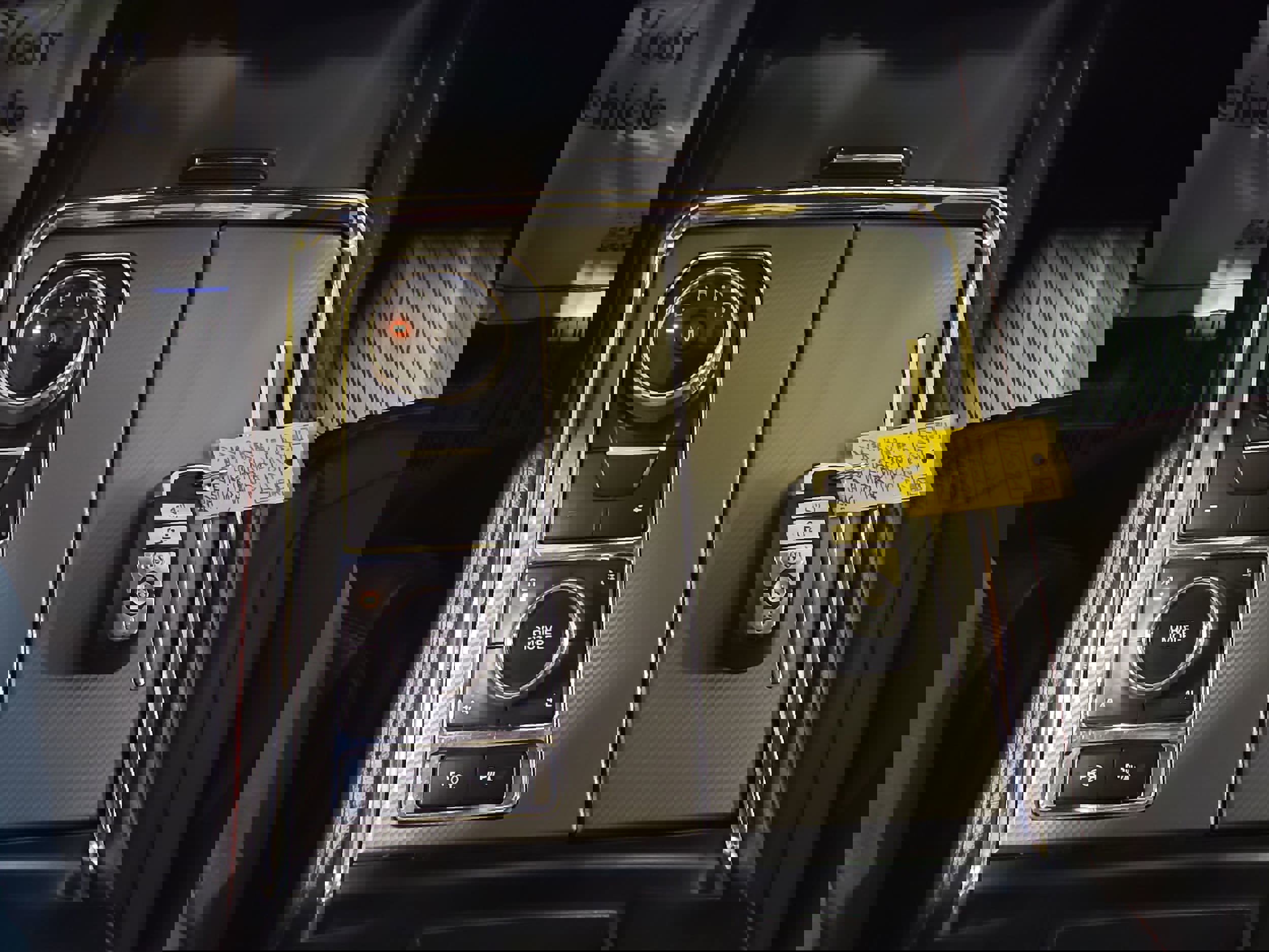 Used 2020 Ford Expedition Limited w/ Equipment Group 303A image 17