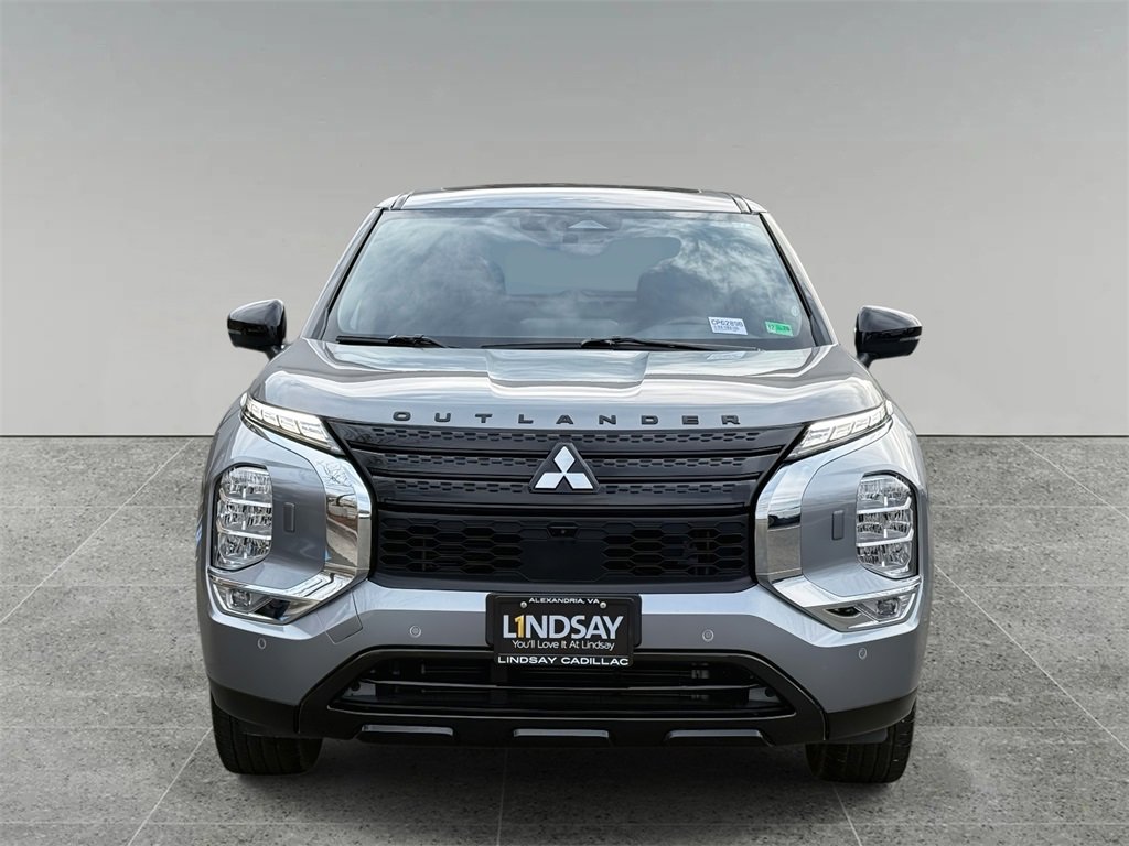 Used 2023 Mitsubishi Outlander AWD image 8