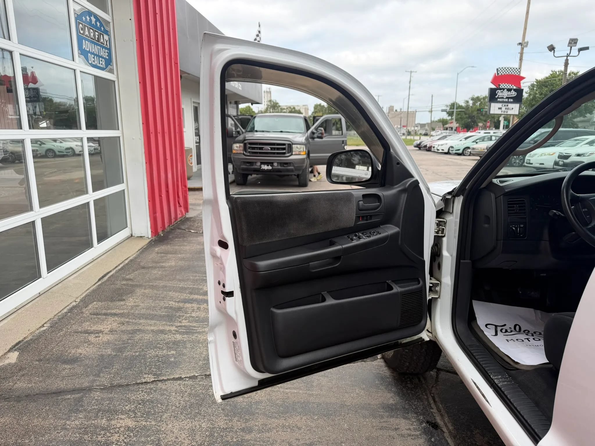 Used 2004 Dodge Dakota SLT w/ PWR Convenience Group AWD/4WD image 9