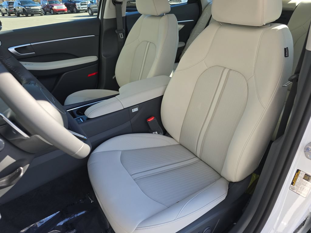 New 2026 Hyundai Sonata SEL AWD/4WD image 16