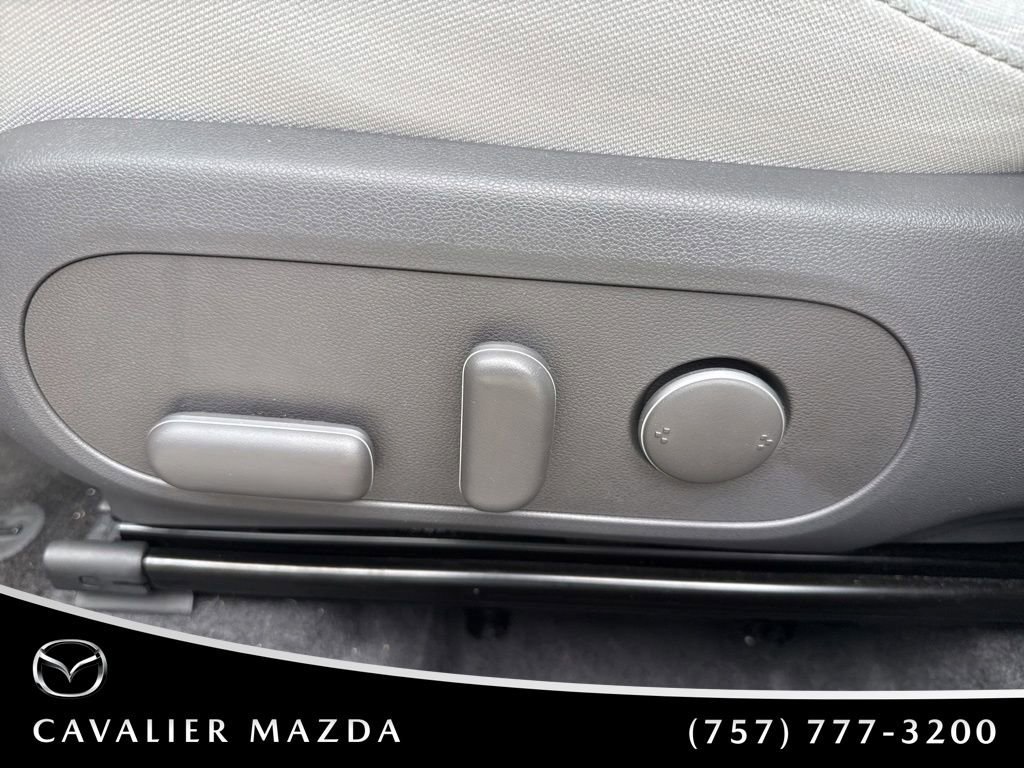 Used 2024 Hyundai Kona SEL AWD/4WD image 13