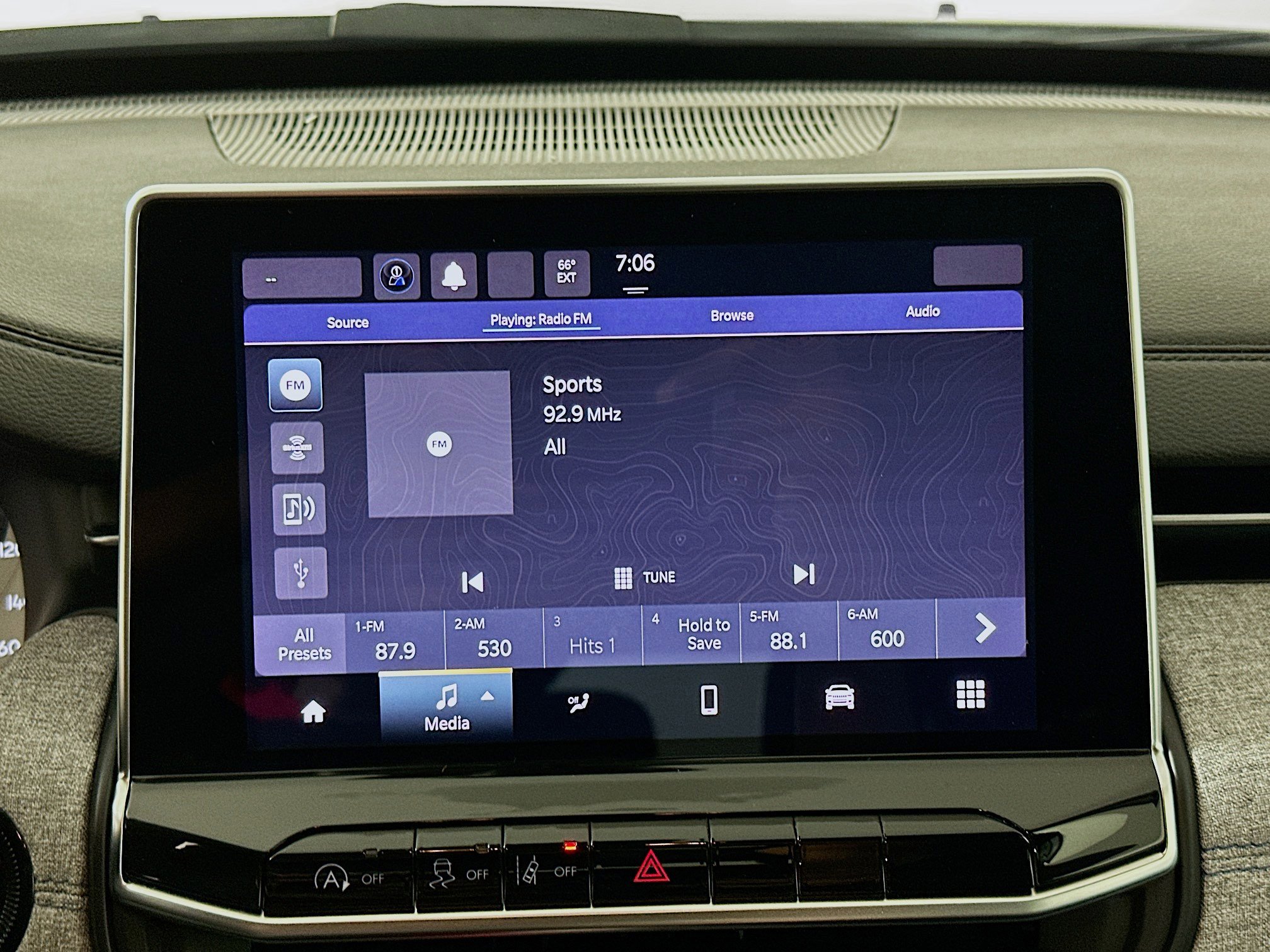 Used 2022 Jeep Compass Latitude image 19