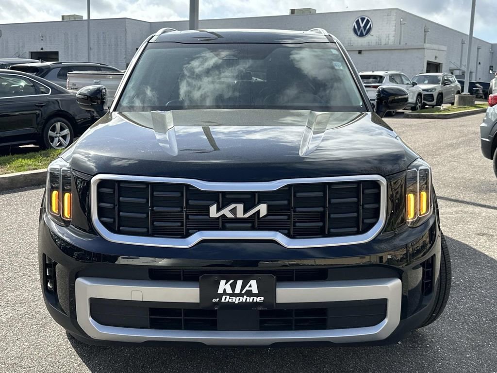 Used 2024 Kia Telluride S w/ S Sunroof Package image 2