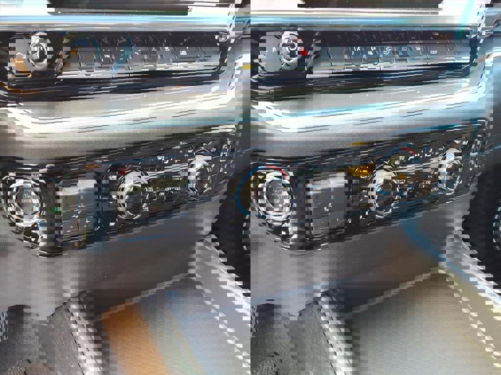 New 2026 Chevrolet Silverado 2500 High Country w/ Technology Package image 20