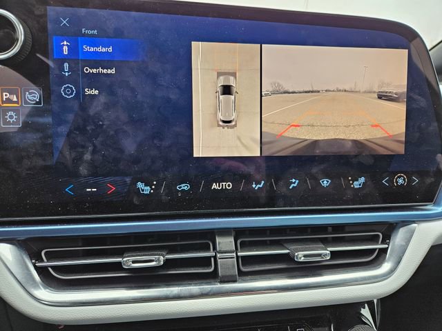 Used 2025 Chevrolet Equinox EV LT image 14