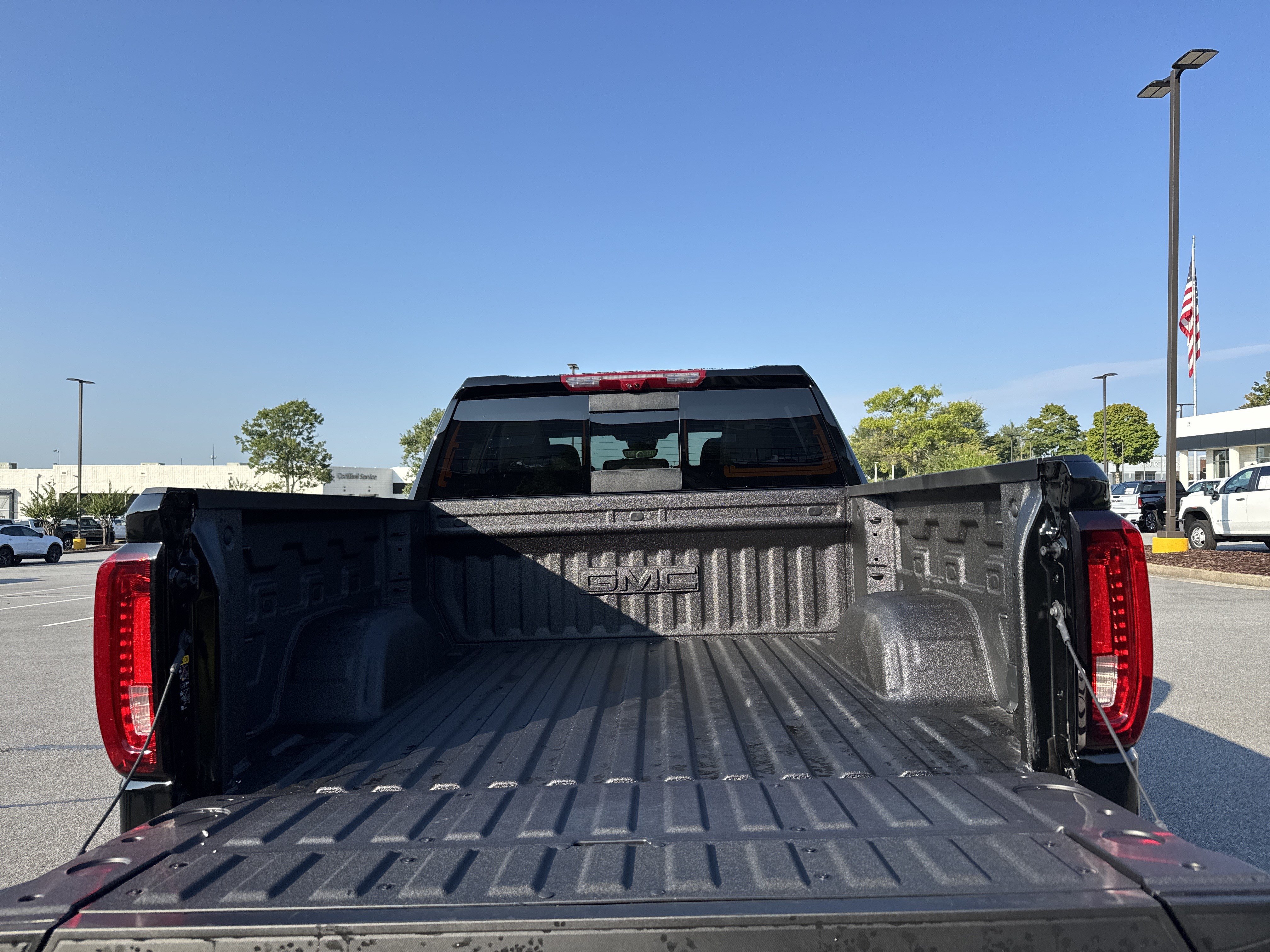 New 2026 GMC Sierra 1500 AT4 w/ AT4 Premium Package AWD/4WD image 35