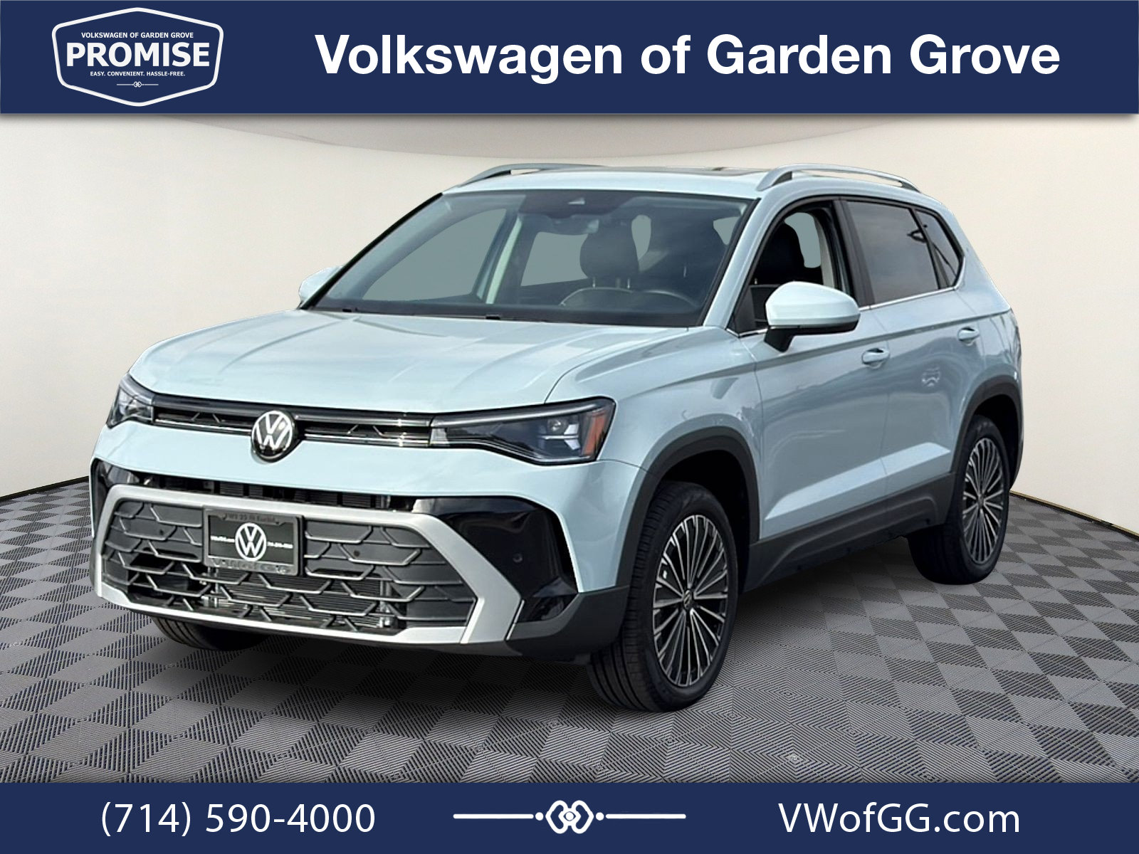 New 2027 Volkswagen Taos SE FWD image 4