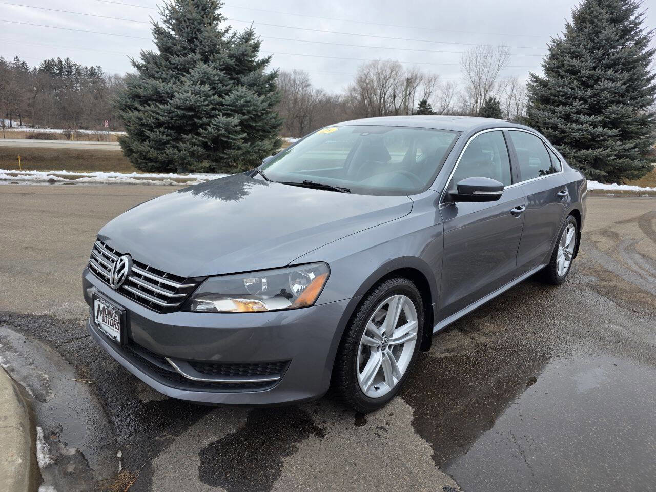 Used 2015 Volkswagen Passat TDI SE image 5