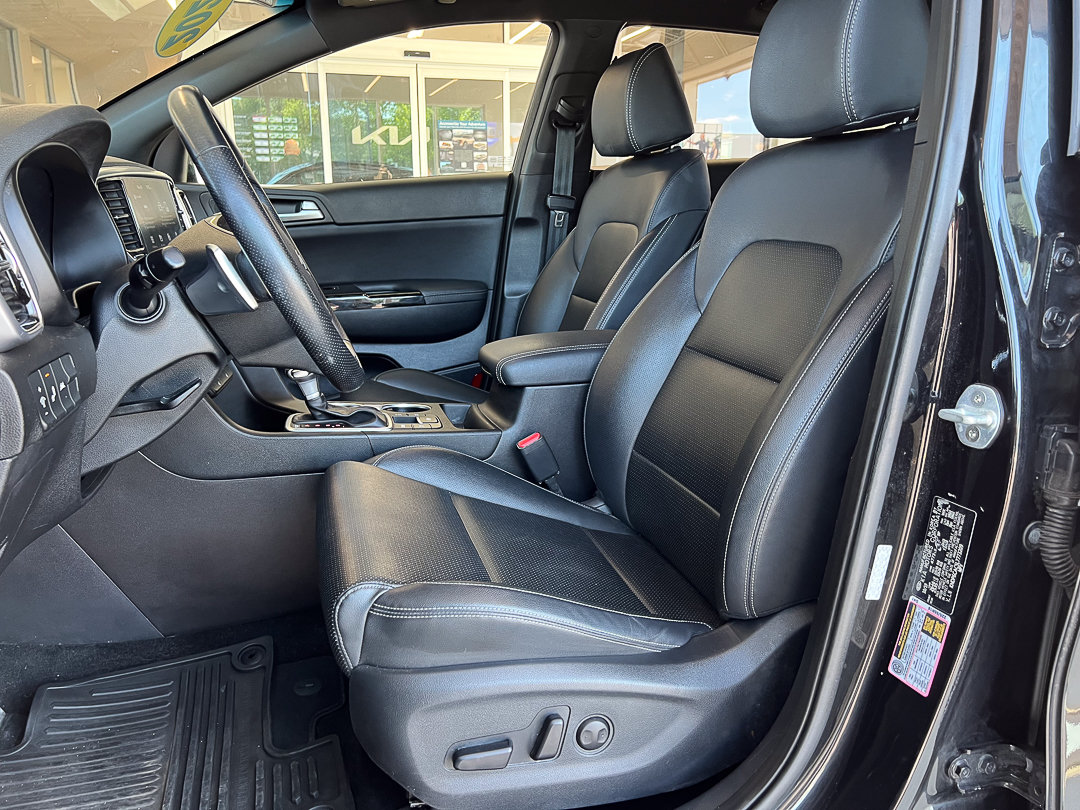 Used 2020 Kia Sportage S w/ S Premium Package AWD/4WD image 12