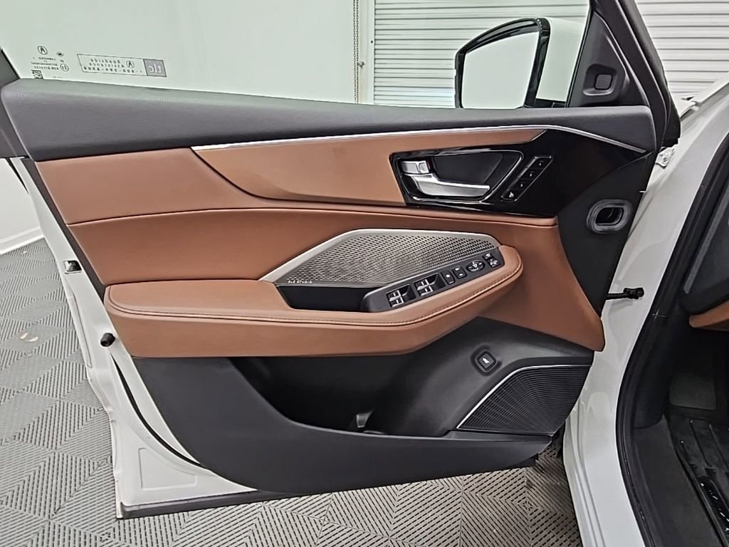 Used 2023 Acura MDX FWD w/ Technology Package image 31