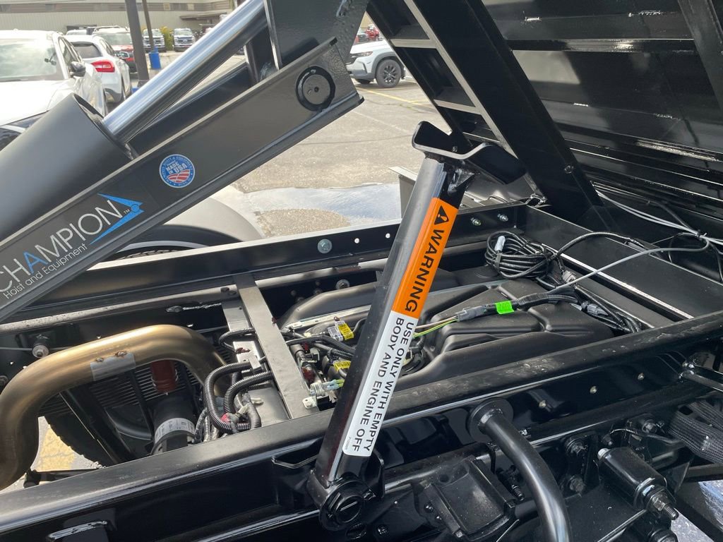 New 2025 Ford F450 XL w/ XL Chrome Package image 23