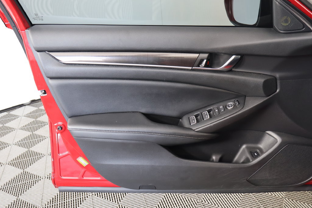 Used 2021 Honda Accord Sport image 11