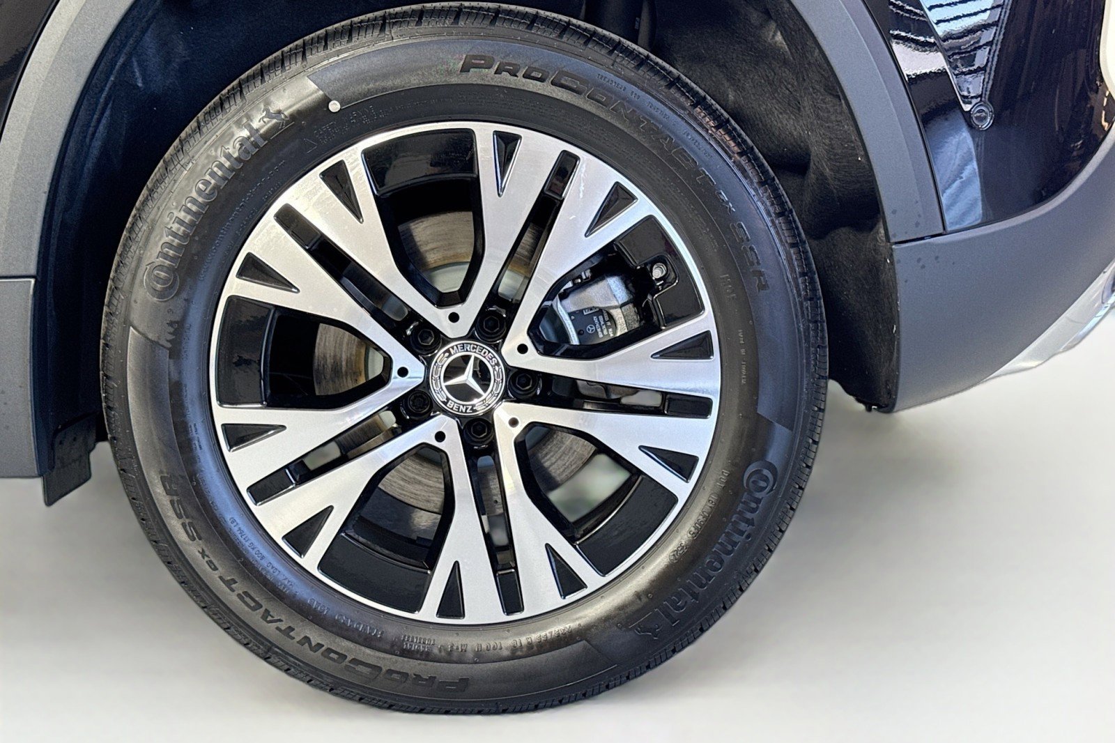 New 2025 Mercedes-Benz GLA 250 image 28