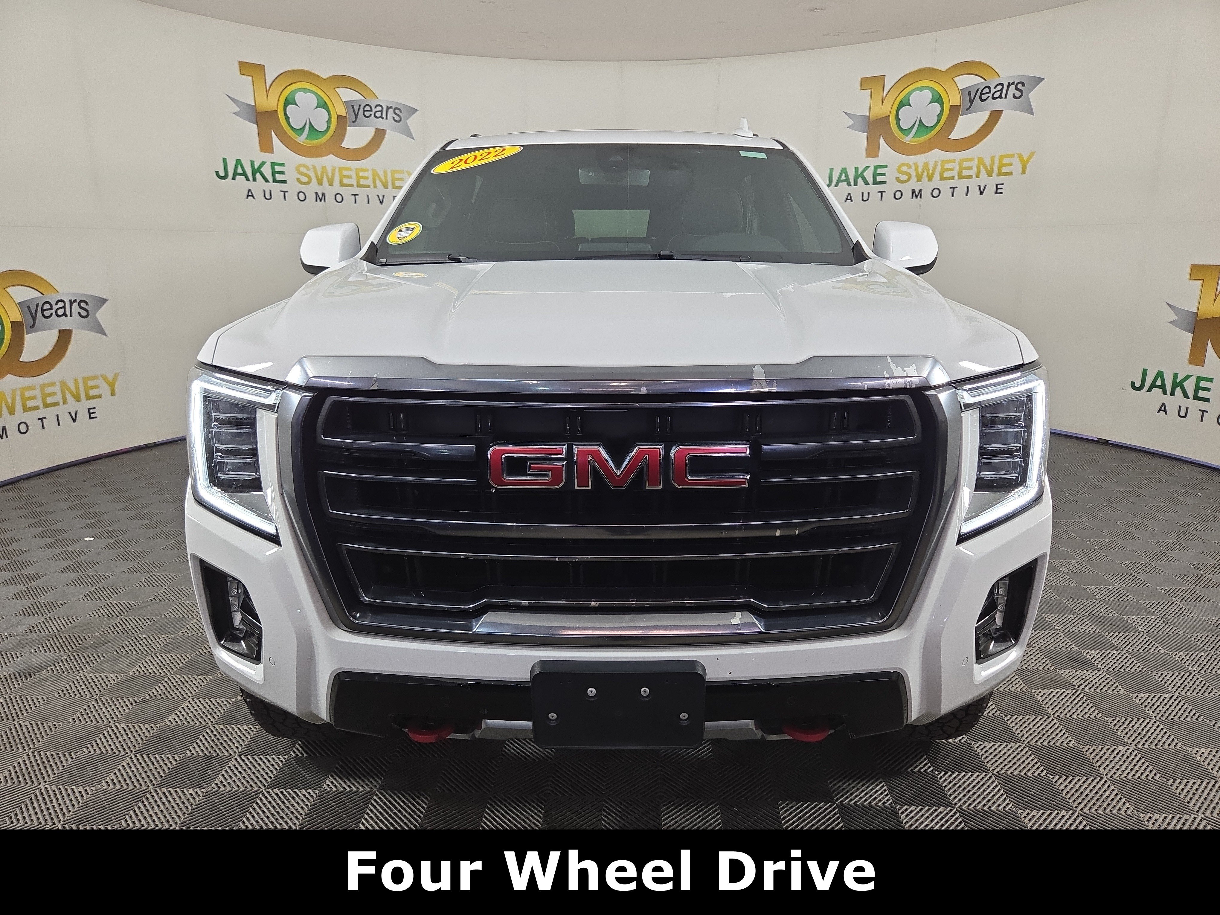 Used 2022 GMC Yukon XL AT4 AWD/4WD image 2