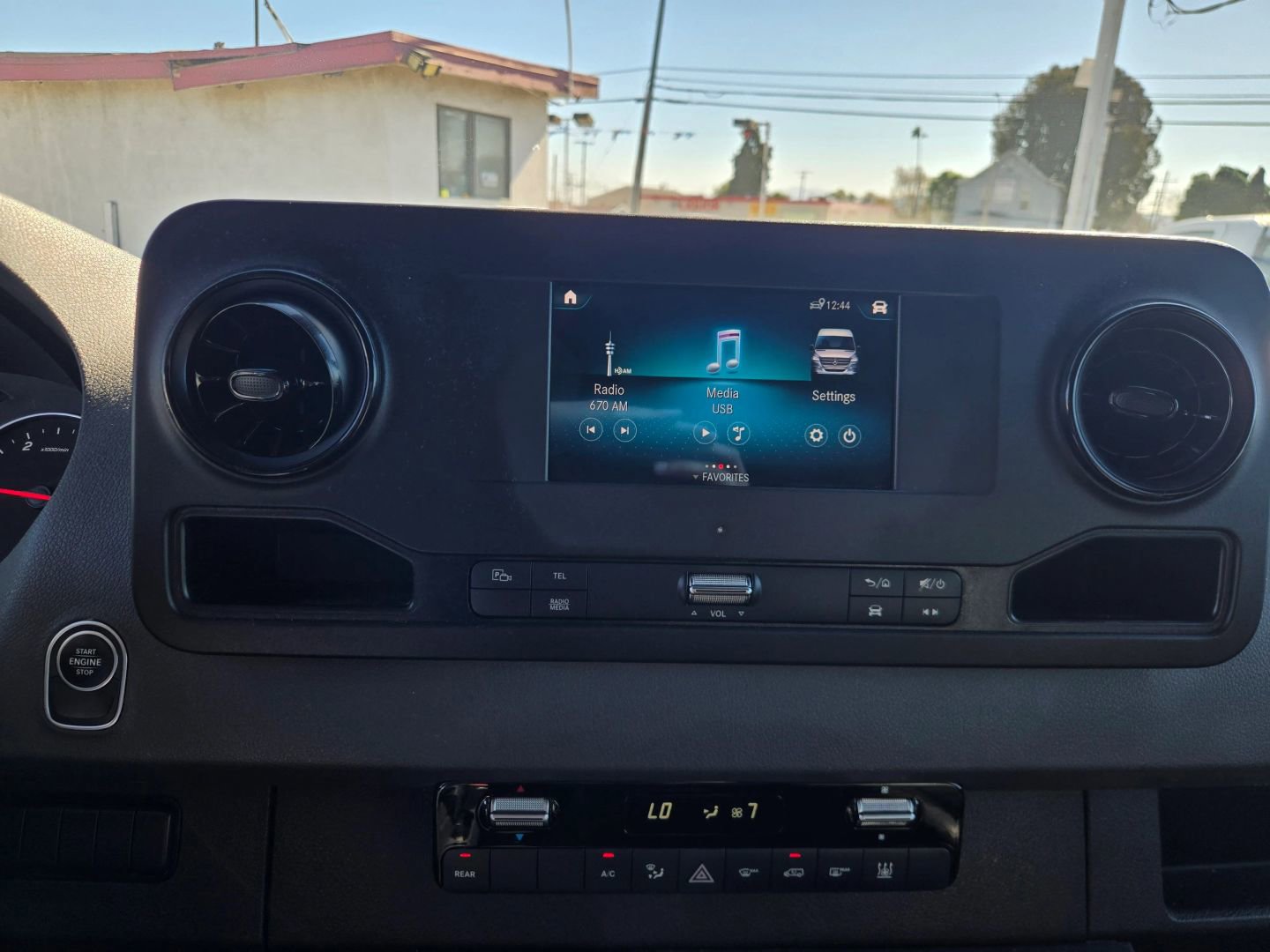 Used 2021 Mercedes-Benz Sprinter 3500 w/ Premium Package image 29