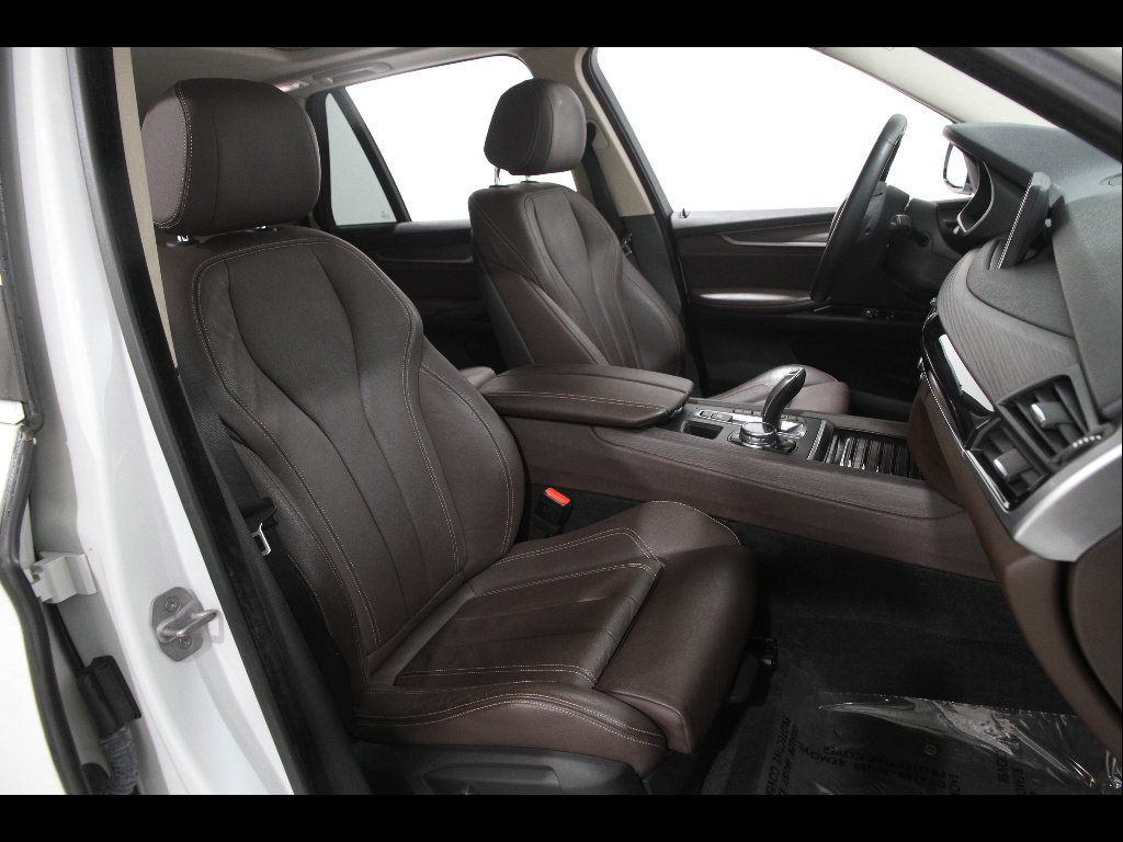 Used 2015 BMW X5 xDrive50i image 18
