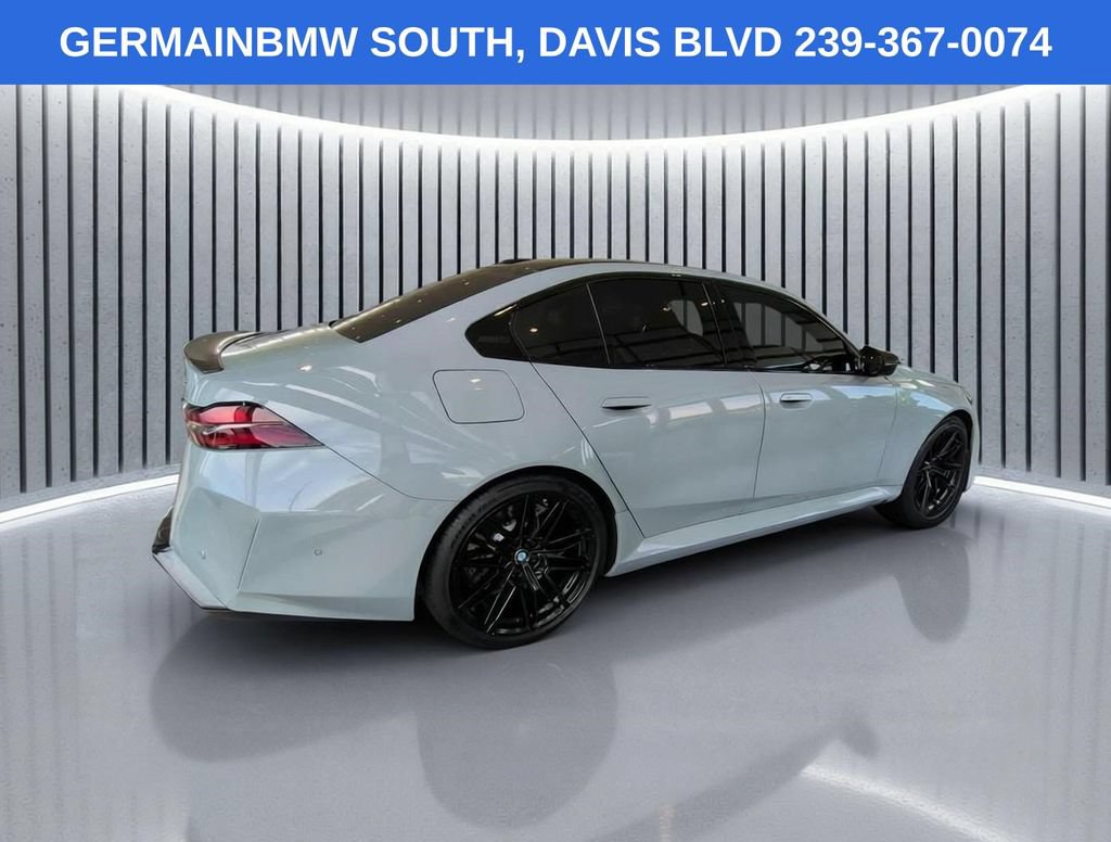 Certified 2025 BMW M5 w/ Carbon Package AWD/4WD image 5
