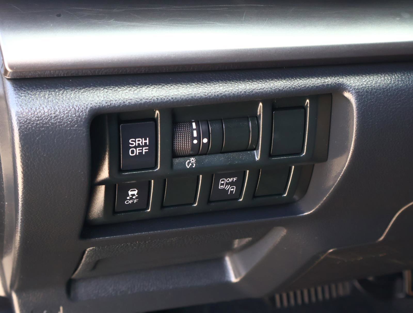 Used 2018 Subaru Crosstrek 2.0i Limited image 22