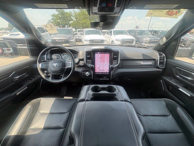Used 2025 RAM 1500 Laramie AWD/4WD image 25
