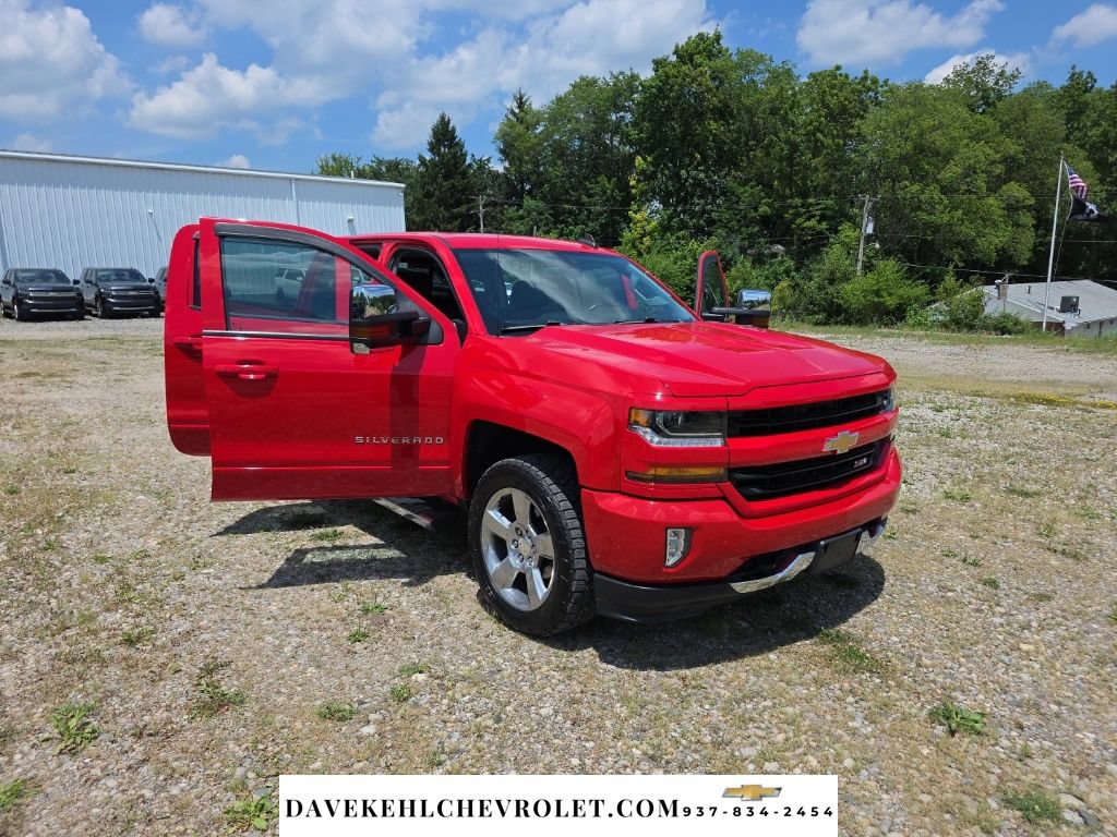 Used 2018 Chevrolet Silverado 1500 LT w/ All Star Edition AWD/4WD image 35