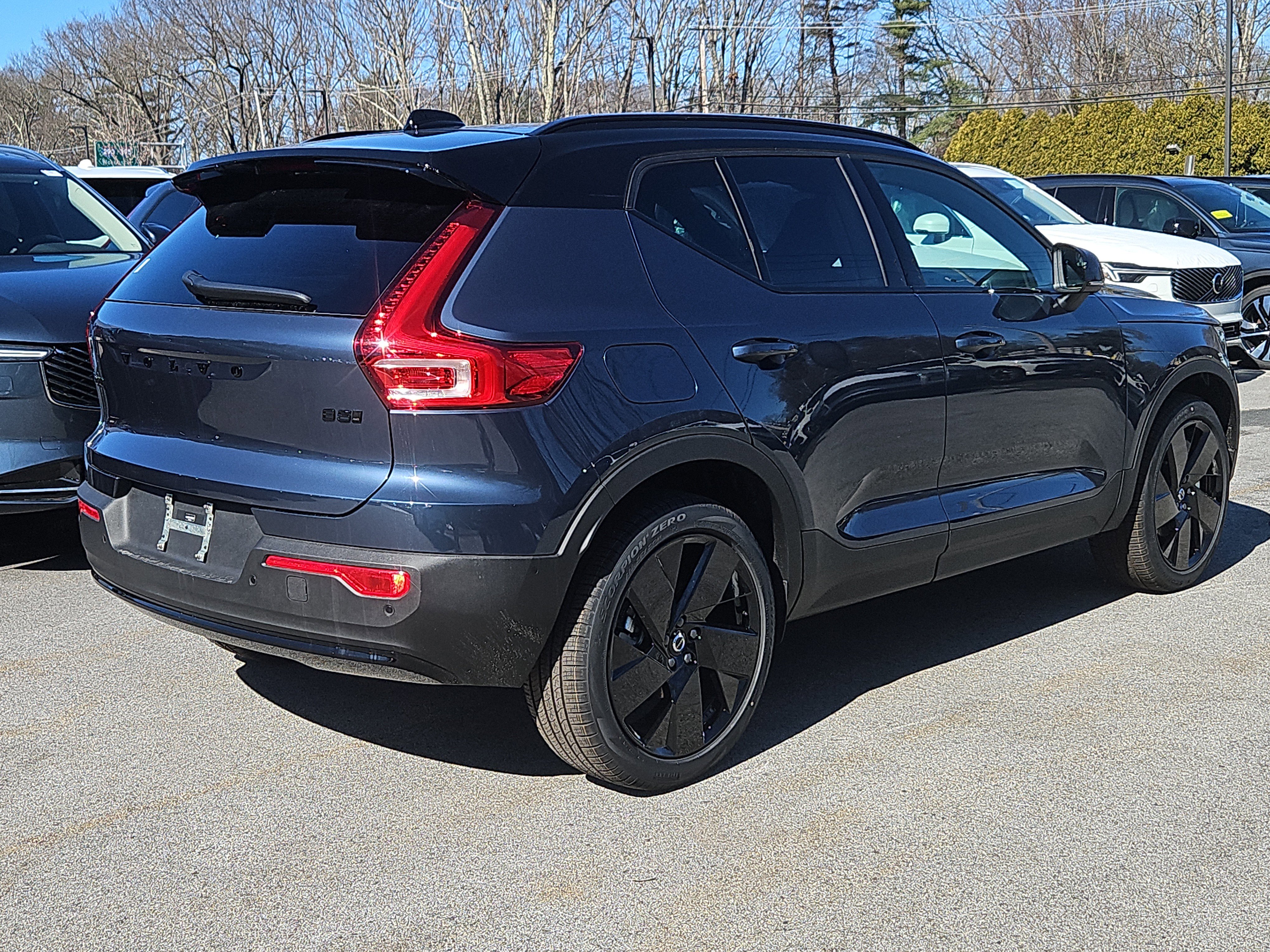 New 2026 Volvo XC40 B5 Ultra w/ Protection Package Premier image 2