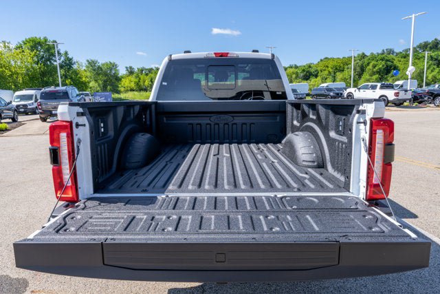 New 2026 Ford F350 XLT w/ XLT Premium Package AWD/4WD image 6