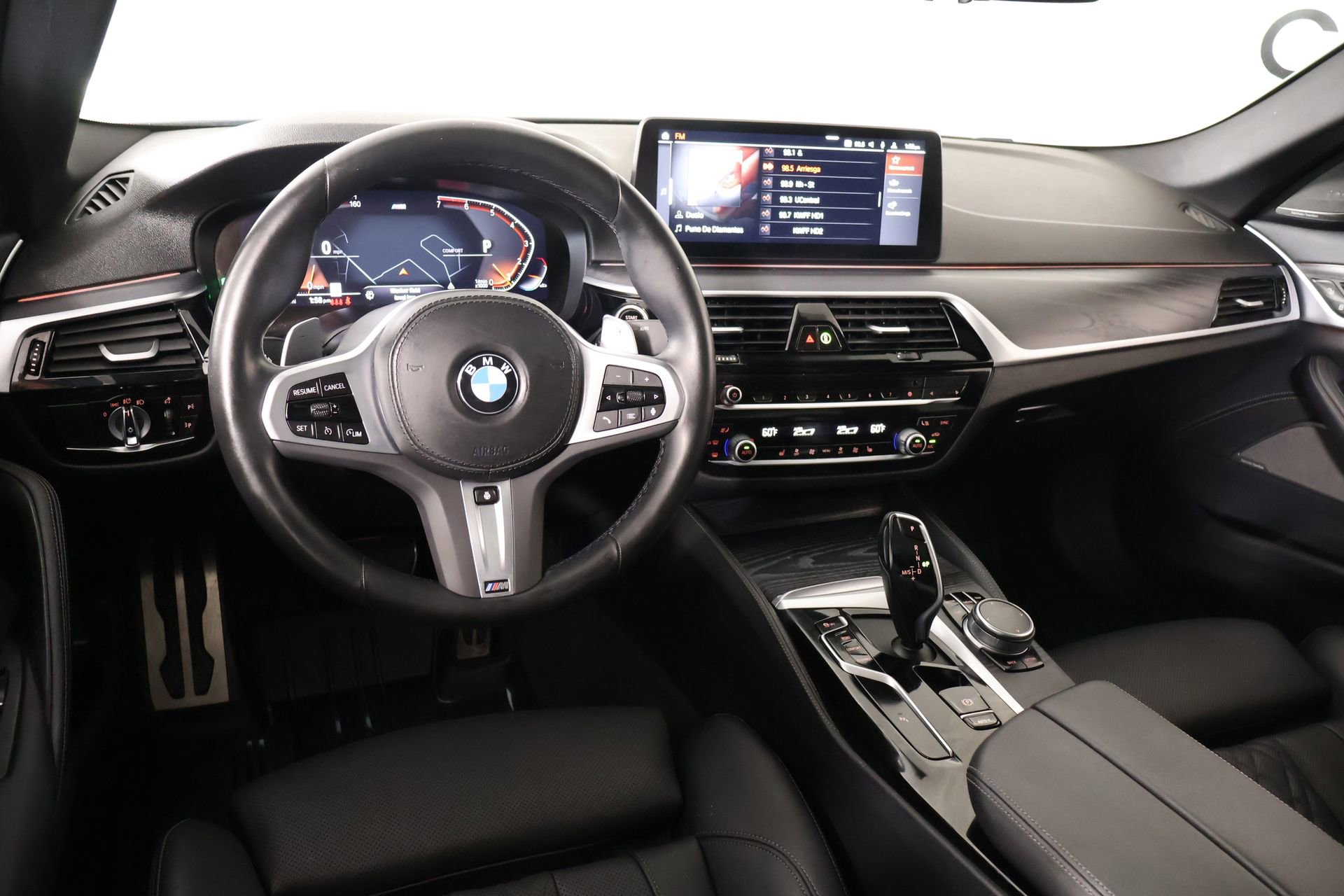 Used 2023 BMW 530i w/ M Sport Package RWD image 2