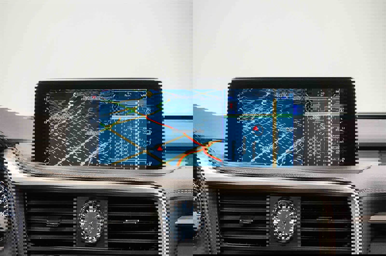 Used 2022 Lexus RX 350L FWD w/ Premium Package image 14