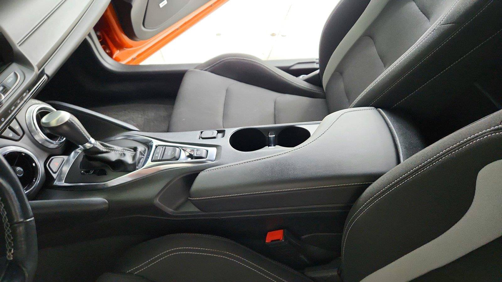 Used 2022 Chevrolet Camaro LT w/ Technology Package RWD image 22