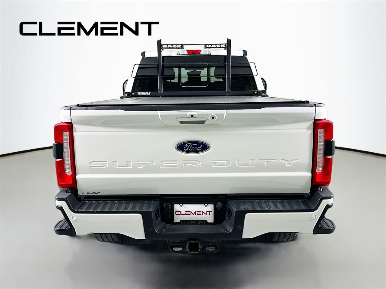 Used 2023 Ford F350 Lariat w/ Sport Appearance Package image 8