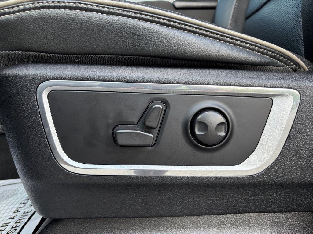 Used 2022 RAM 1500 Laramie AWD/4WD image 25