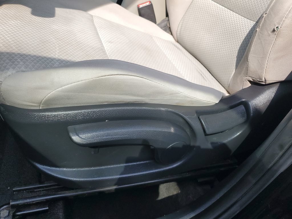 Used 2020 Kia Soul LX FWD image 9