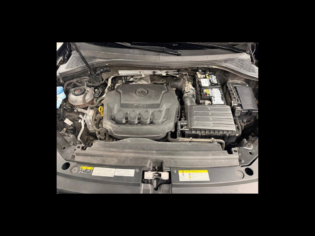 Used 2020 Volkswagen Tiguan SEL w/ Tiguan Two-Row MDO Package AWD/4WD image 21