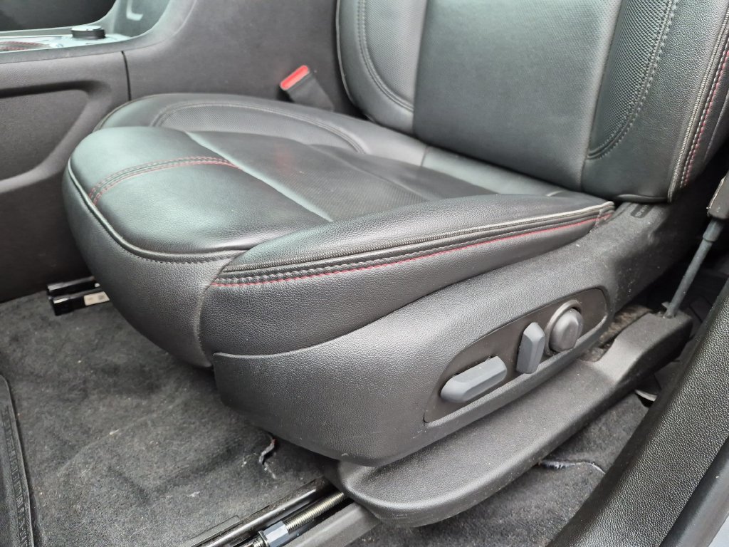 Certified 2023 Chevrolet Traverse RS w/ LPO, Floor Liner Package AWD/4WD image 15