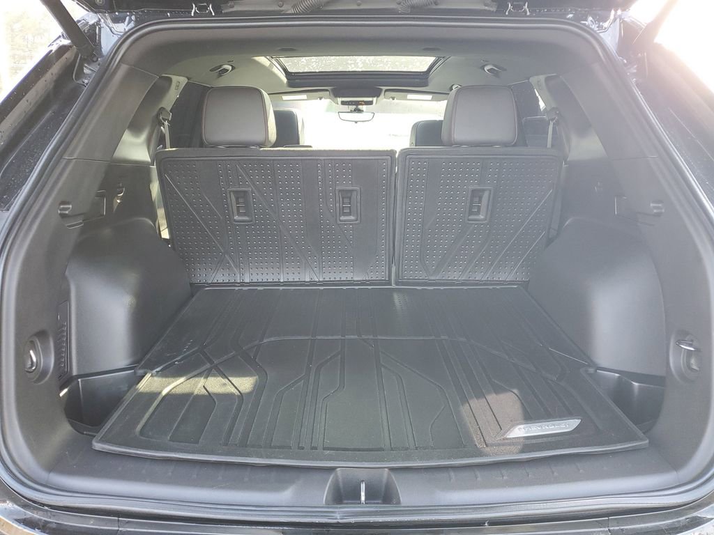 Used 2023 Chevrolet Blazer RS w/ Driver Confidence II Package image 36