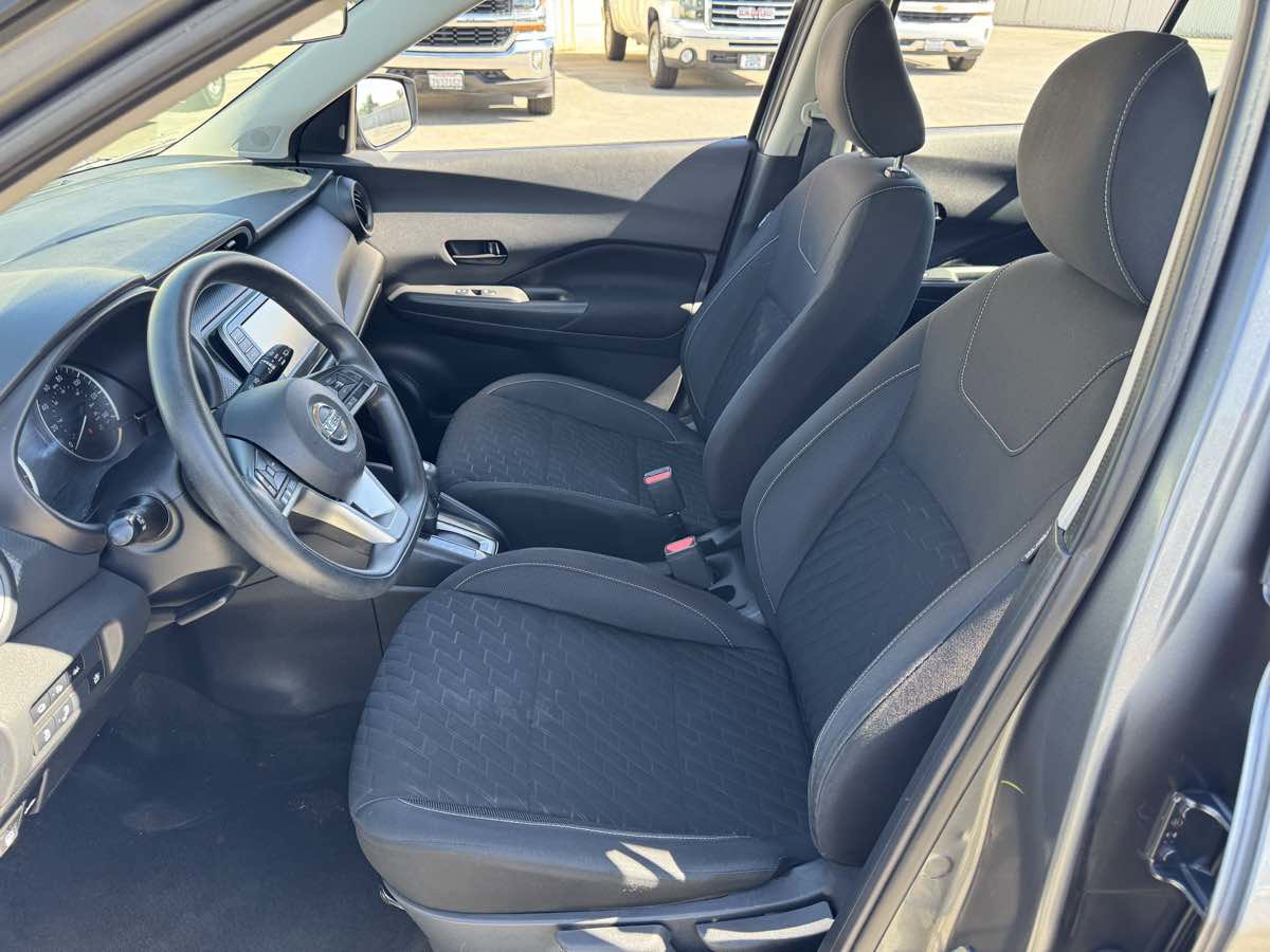 Used 2021 Nissan Kicks S FWD image 20