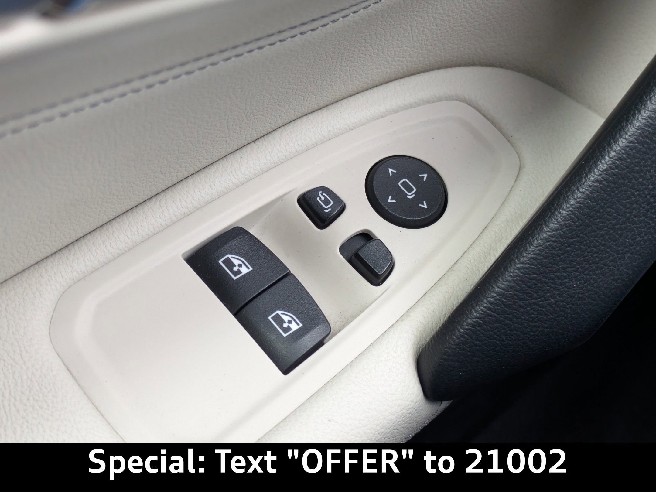 Used 2024 BMW Z4 sDrive30i w/ Shadowloine Package RWD image 27