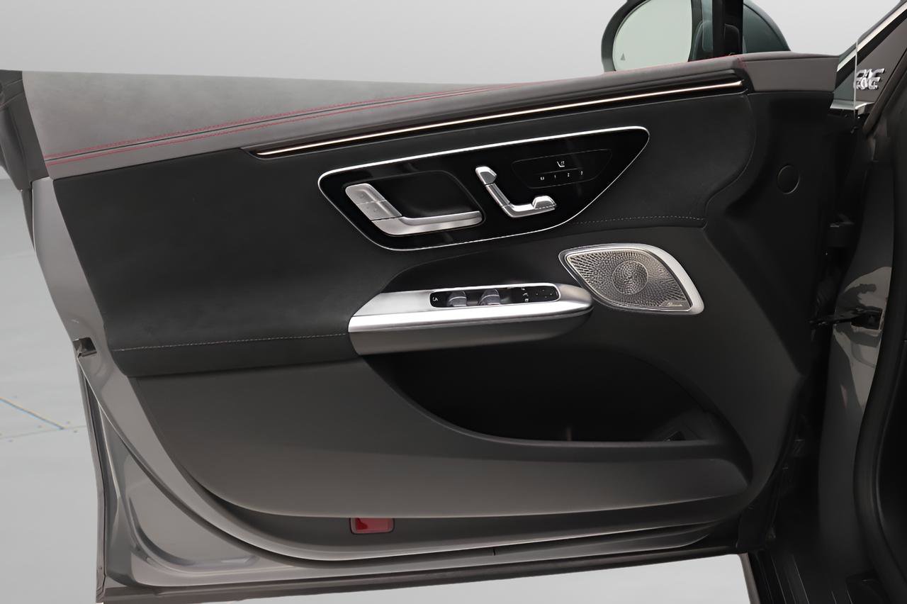 Certified 2023 Mercedes-Benz EQE AMG 4MATIC Sedan image 17